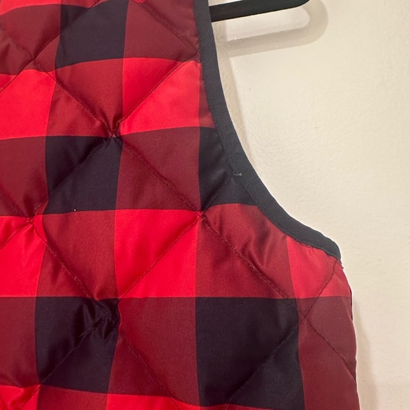 J CREW buffalo plaid navy and red quilted vest - Picture 9 of 9
